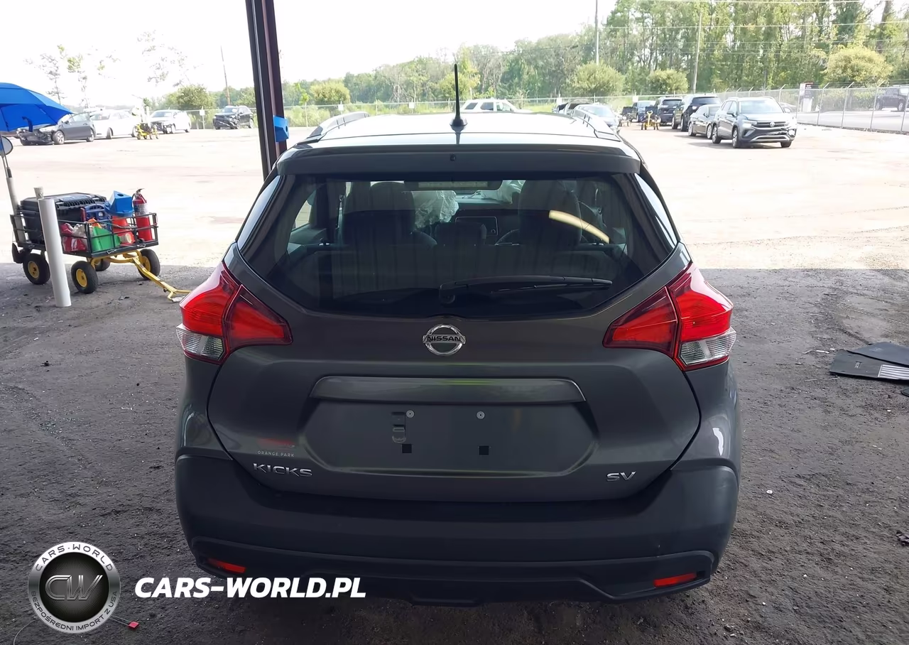 2019 Nissan Kicks Sv VIN:3N1CP5CU9KL509937 - 17