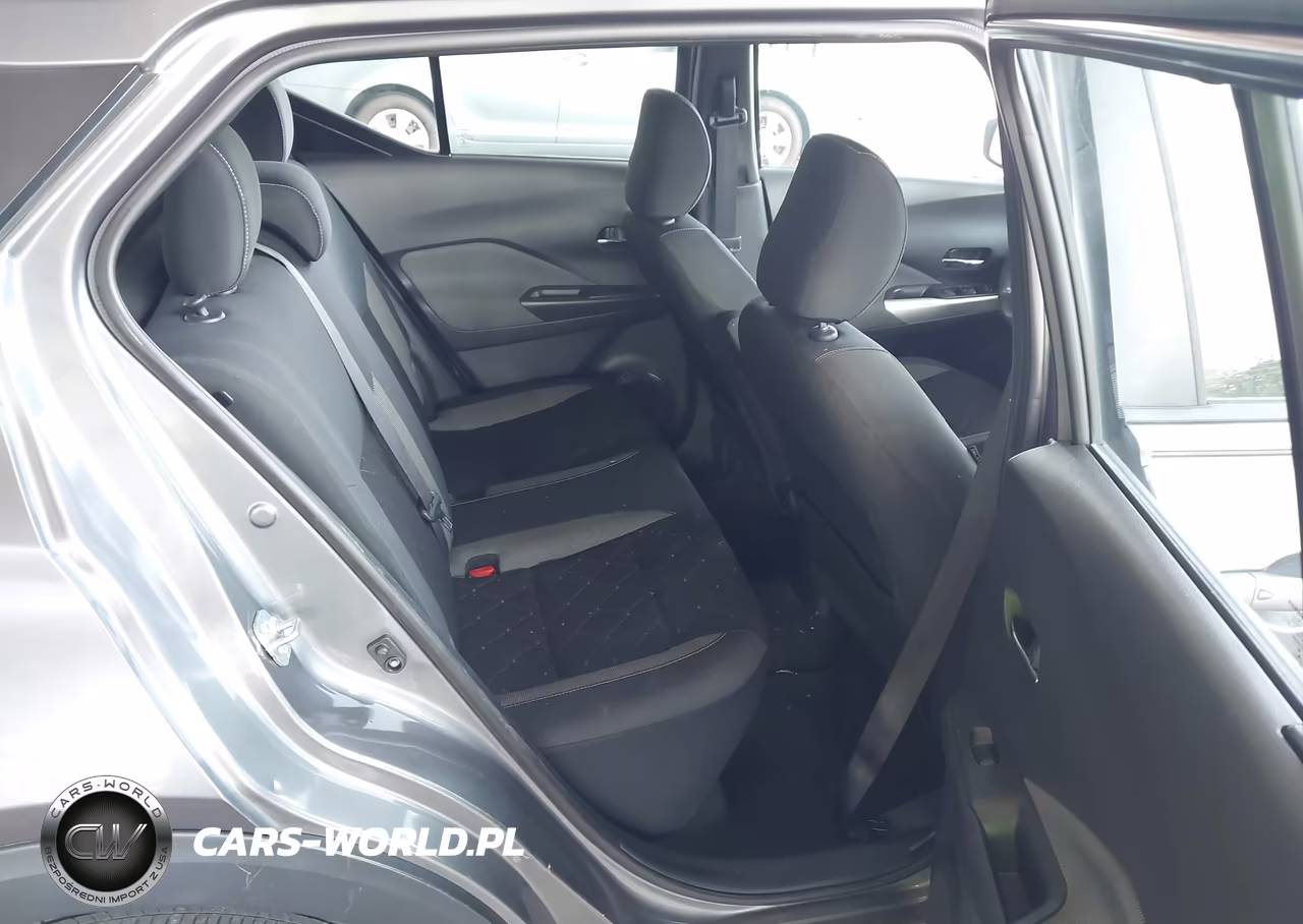 2019 Nissan Kicks Sv VIN:3N1CP5CU9KL509937 - 8