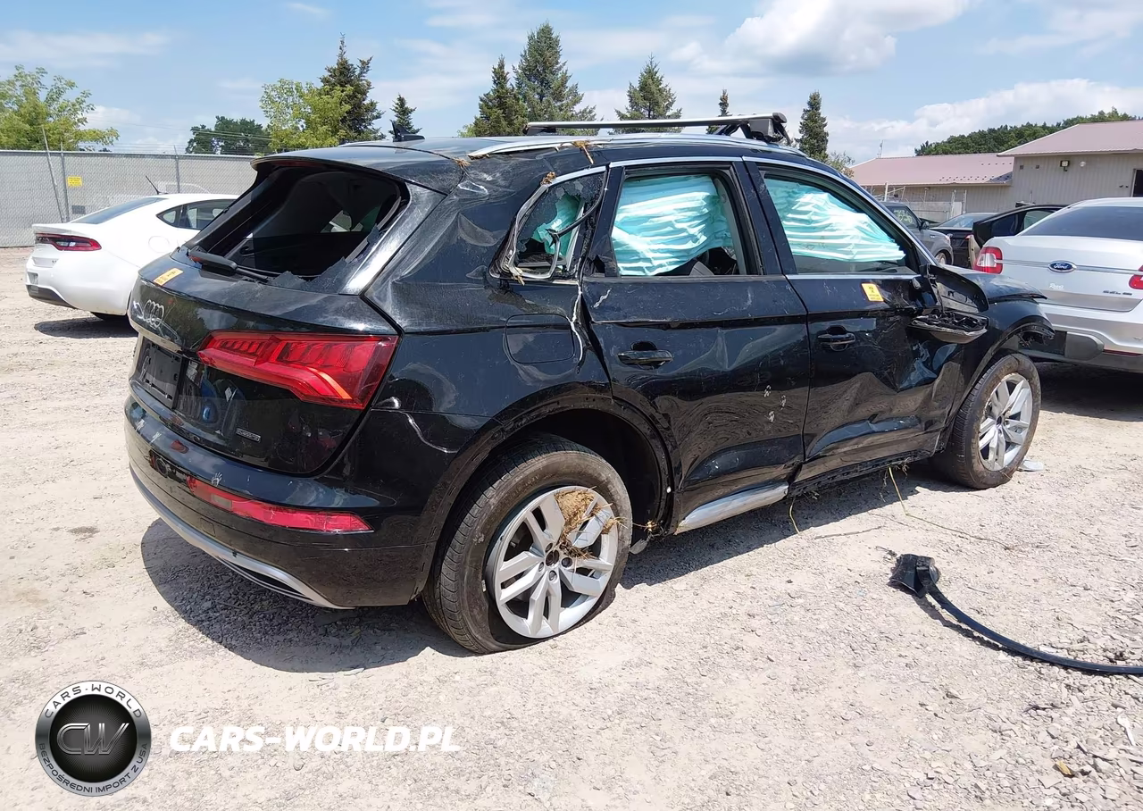 2020 Audi Q5 Premium 45 Tfsi Quattro S Tronic-Titanium Premium 45 Tfsi Quattro S Tronic VIN:WA1ANAFY6L2038859 - 4