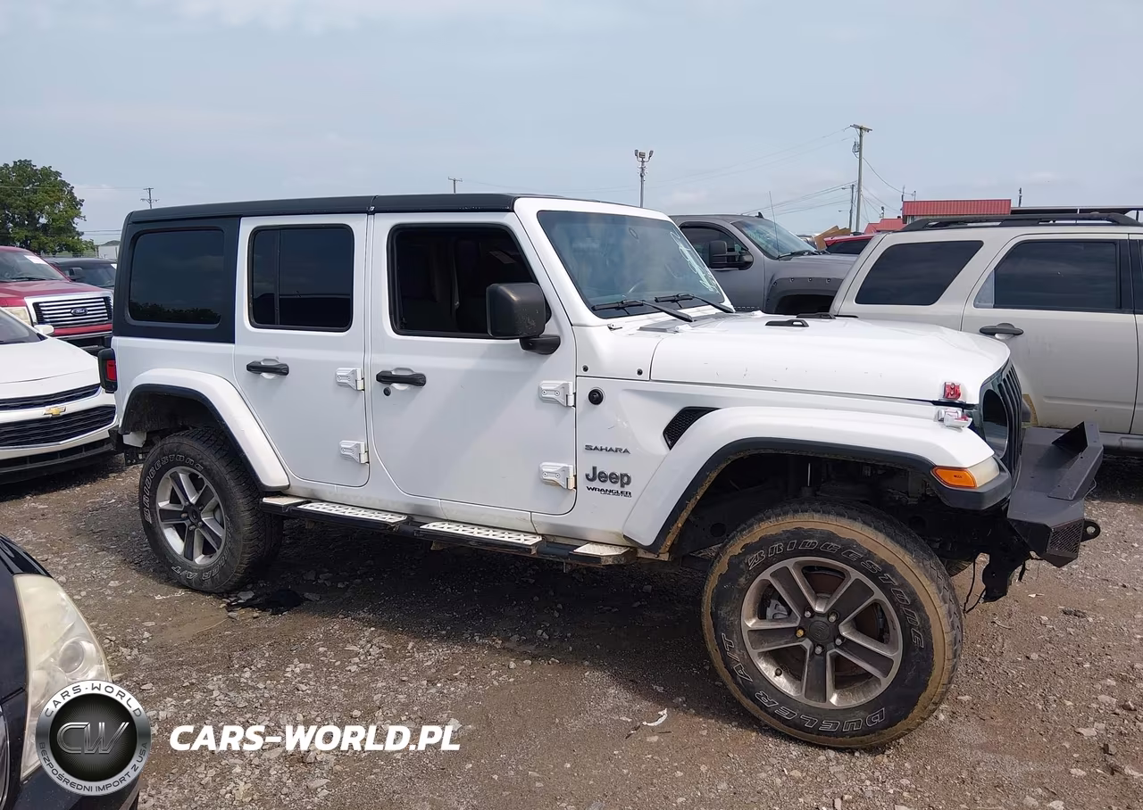 2018 Jeep Wrangler Unlimited Sahara 4X4 VIN:1C4HJXEN4JW211892 - 12
