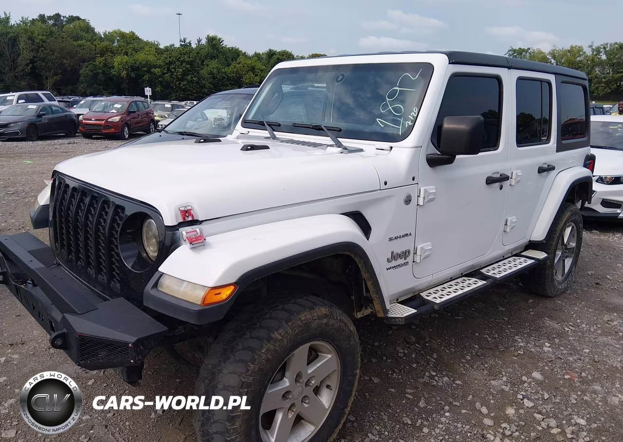 2018 Jeep Wrangler Unlimited Sahara 4X4 VIN:1C4HJXEN4JW211892 - 6