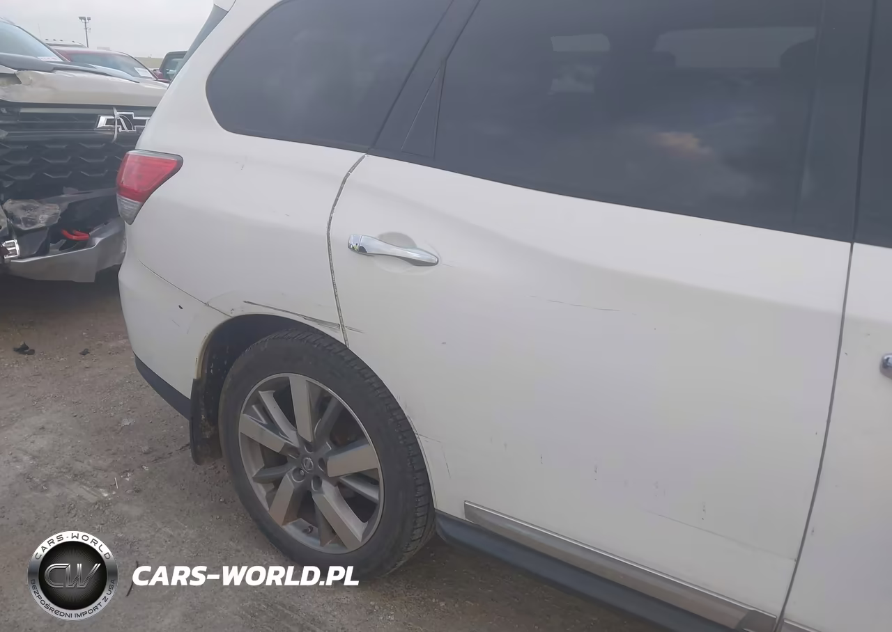 2013 Nissan Pathfinder Platinum VIN:5N1AR2MN1DC676257 - 13