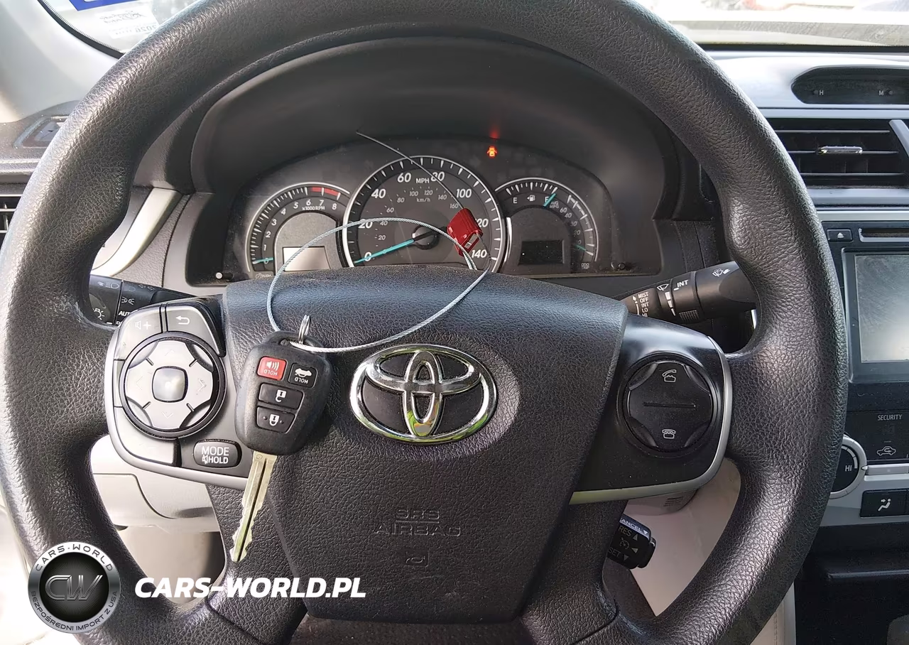 2014 Toyota Camry Le VIN:4T4BF1FK5ER360954 - 11