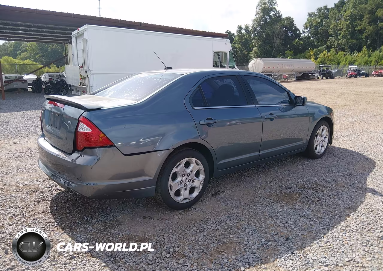 2011 Ford Fusion Se VIN:3FAHP0HA7BR199441 - 4