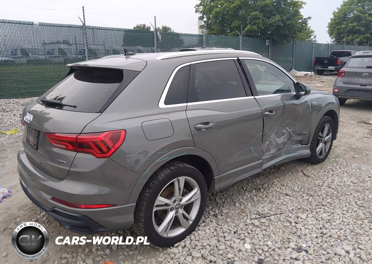2020 Audi Q3 Premium Plus 45 Tfsi S Line Quattro Tiptronic VIN:WA1EECF38L1032939 - 4