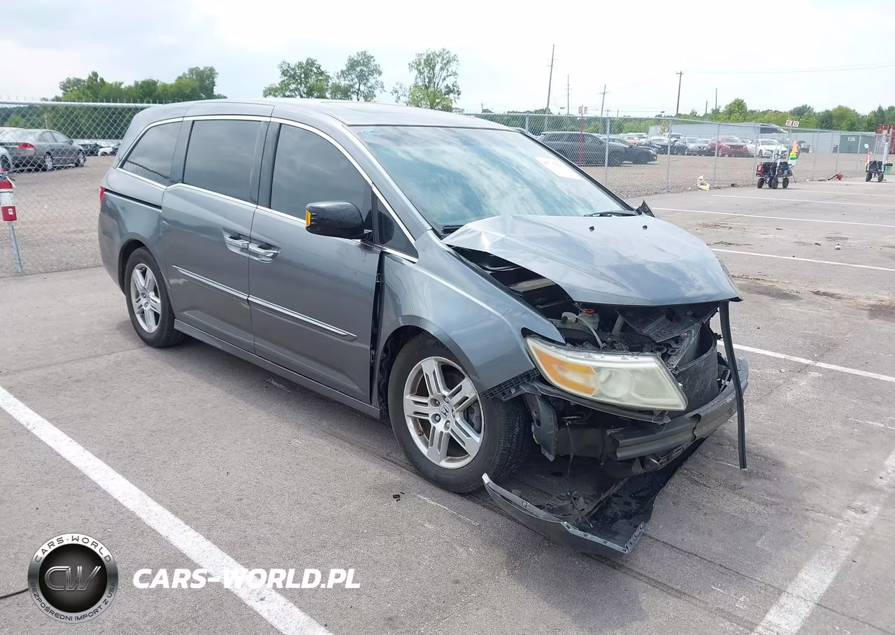 2011 Honda Odyssey Touring-Touring Elite