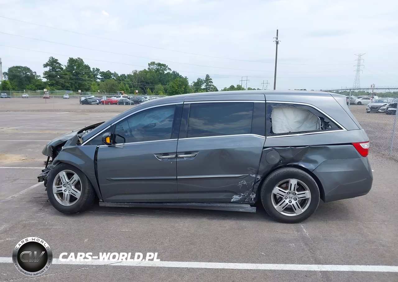 2011 Honda Odyssey Touring-Touring Elite VIN:5FNRL5H96BB047097 - 14