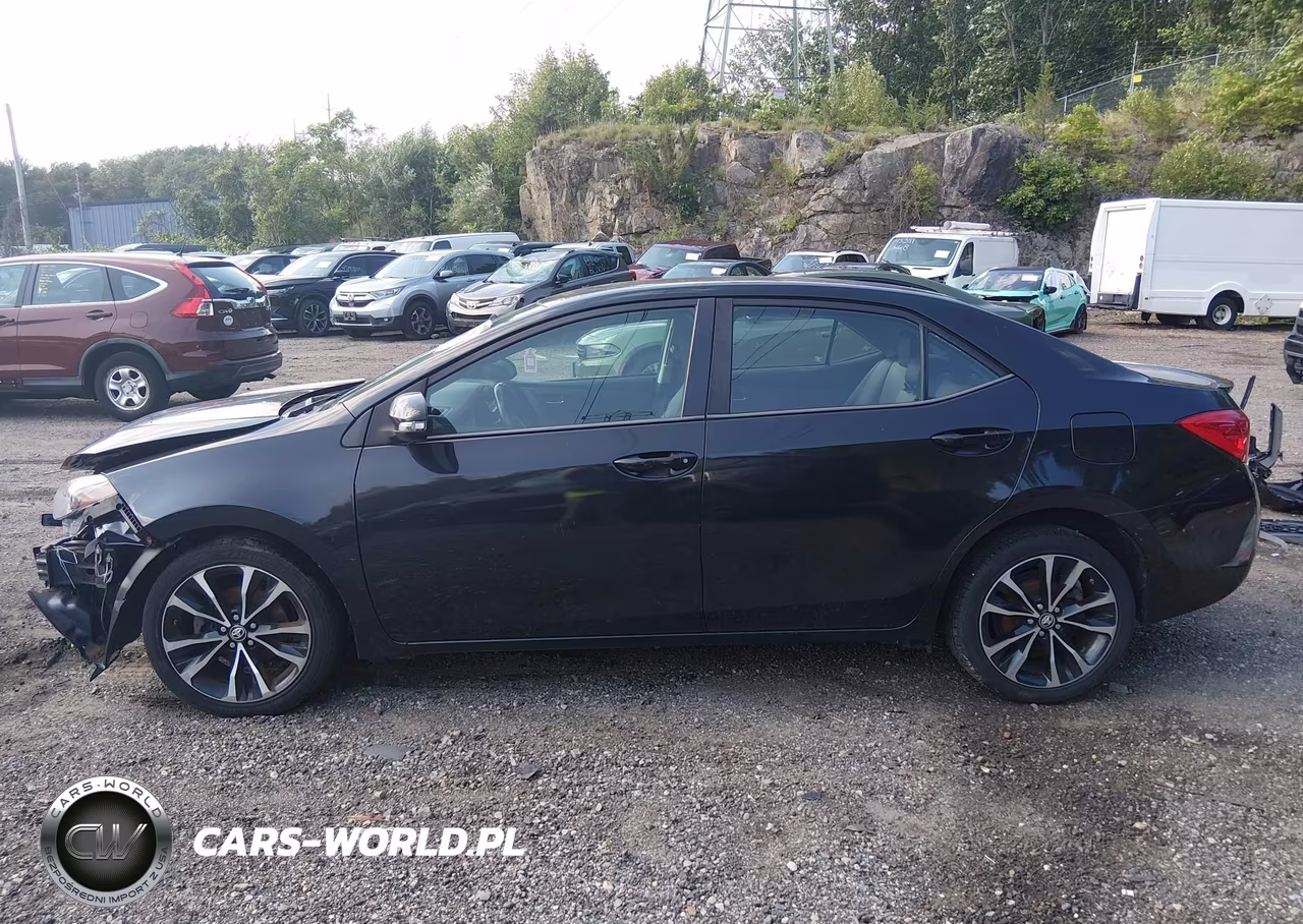 2018 Toyota Corolla Se VIN:2T1BURHE3JC090821 - 14