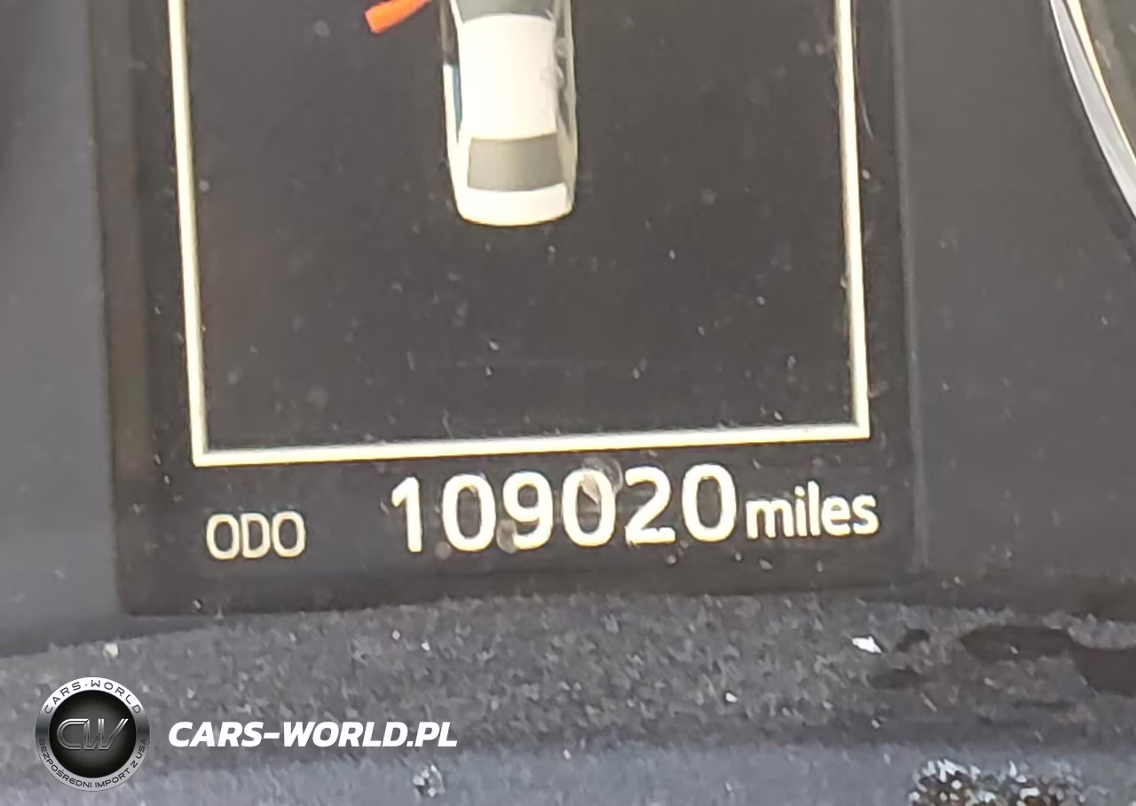 2018 Toyota Corolla Se VIN:2T1BURHE3JC090821 - 15