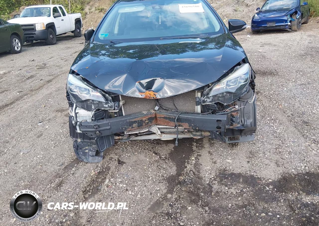 2018 Toyota Corolla Se VIN:2T1BURHE3JC090821 - 6