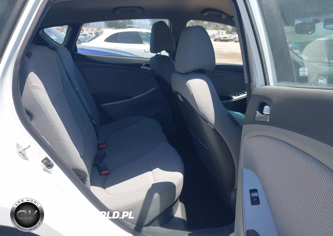 2014 Hyundai Accent Gs VIN:KMHCT5AE0EU176652 - 8