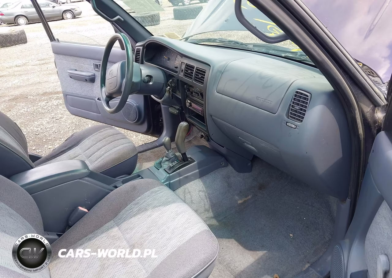 1998 Toyota Tacoma VIN:4TAPM62N6WZ127995 - 5