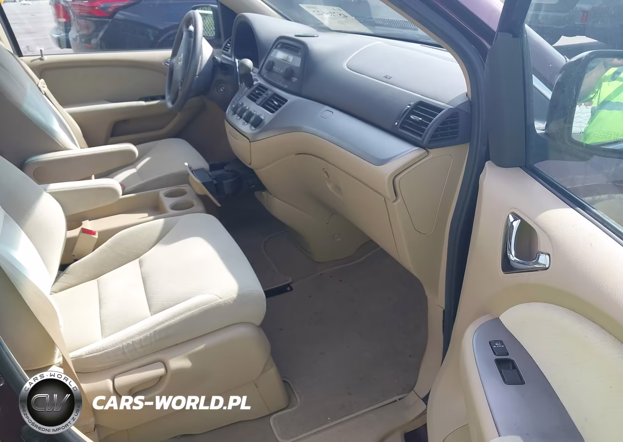 2010 Honda Odyssey Lx VIN:5FNRL3H26AB112147 - 5