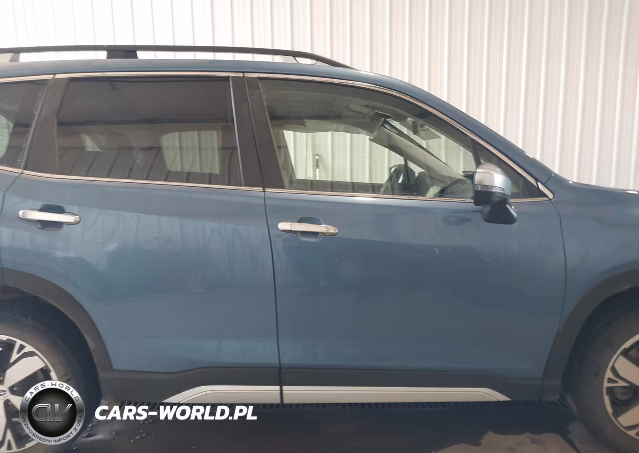 2019 Subaru Forester Touring VIN:JF2SKAWC7KH411203 - 13