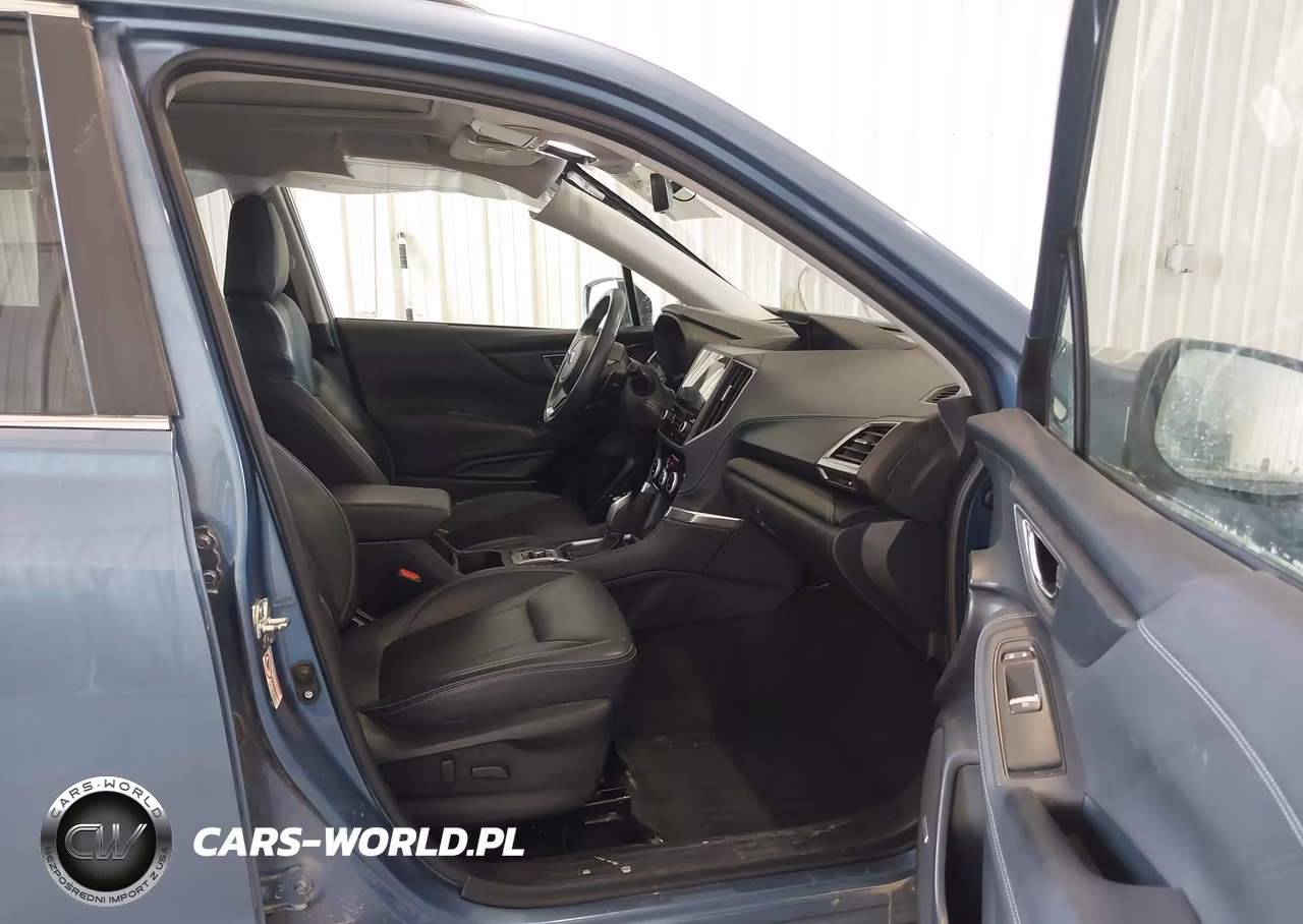 2019 Subaru Forester Touring VIN:JF2SKAWC7KH411203 - 5