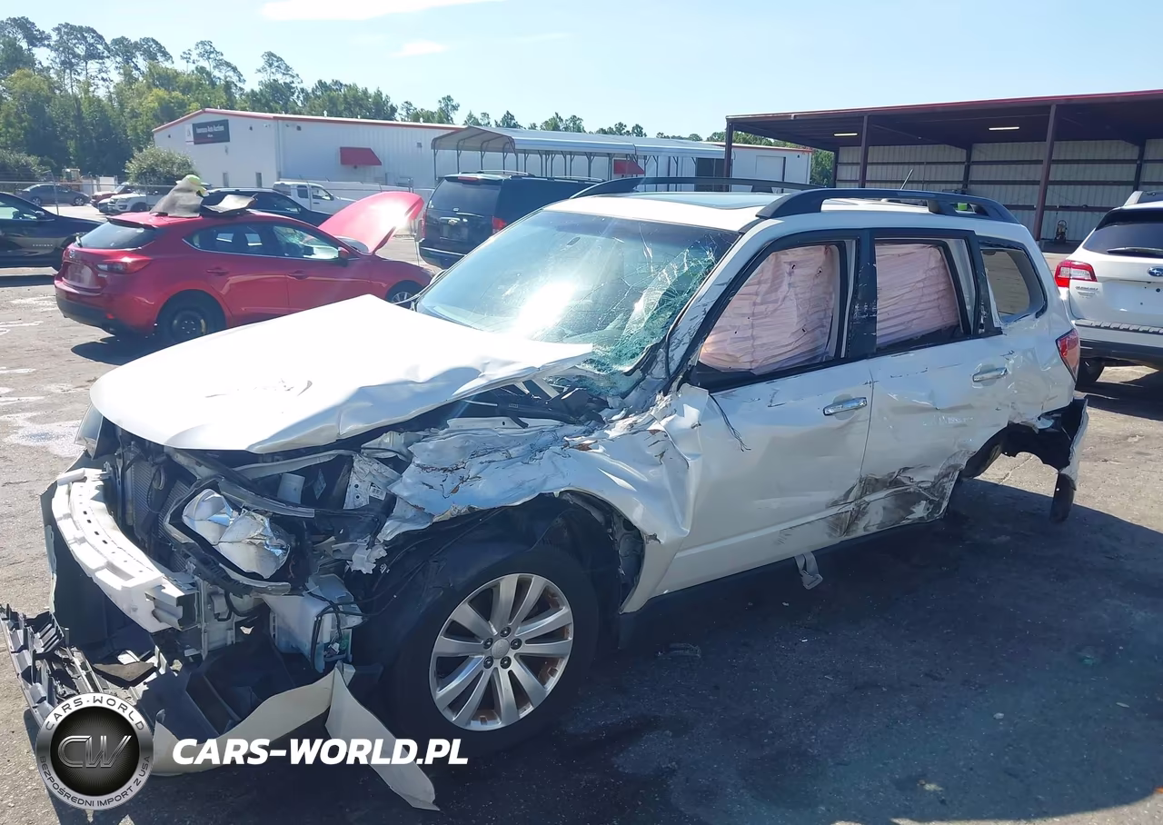 2013 Subaru Forester 2.5X Limited VIN:JF2SHAEC8DH438218 - 14