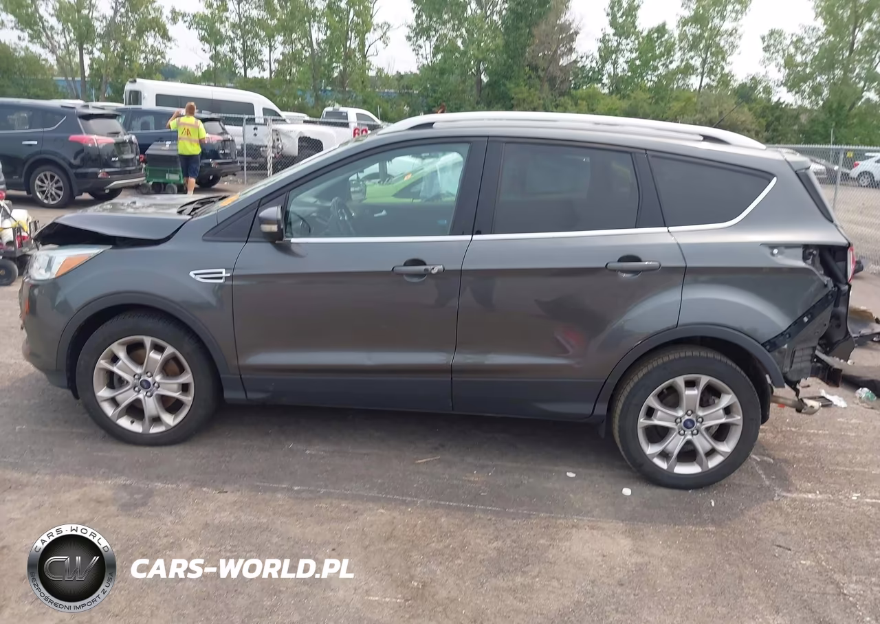 2016 Ford Escape Titanium VIN:1FMCU9J95GUB12889 - 15