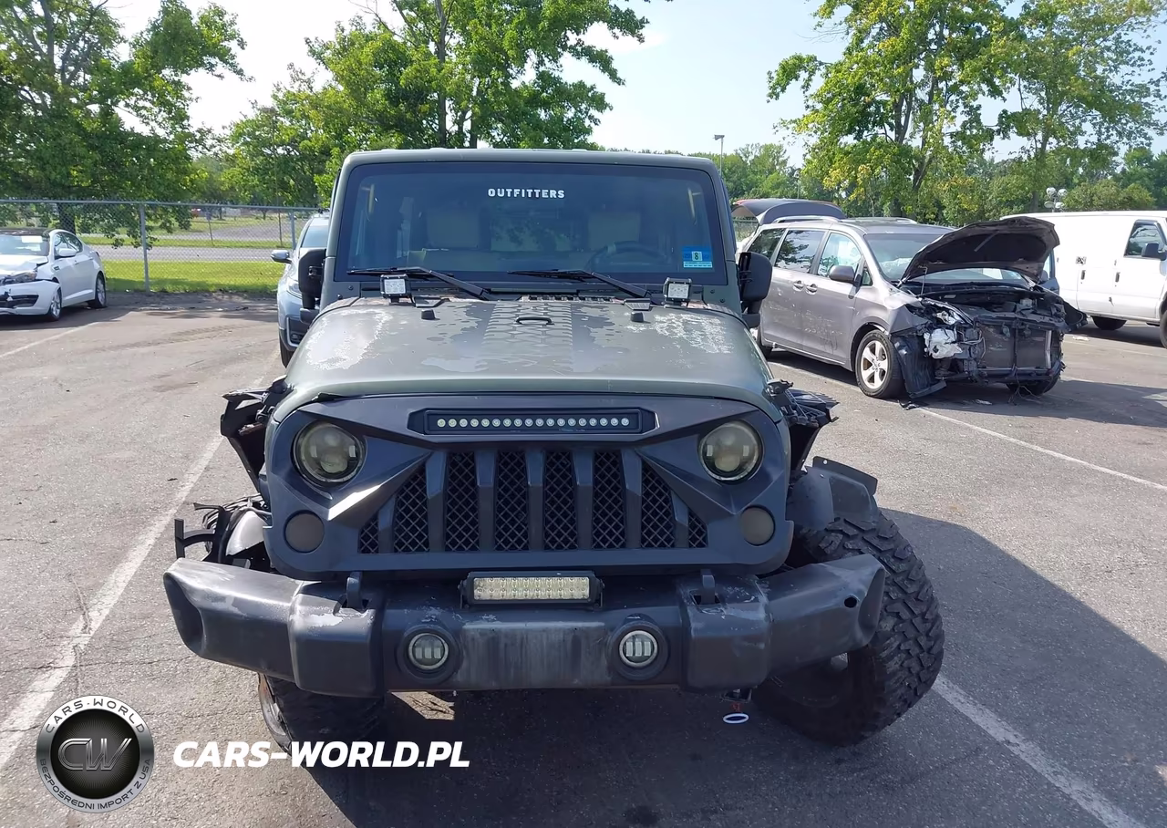 2007 Jeep Wrangler Unlimited X VIN:1J4GA39157L222769 - 12