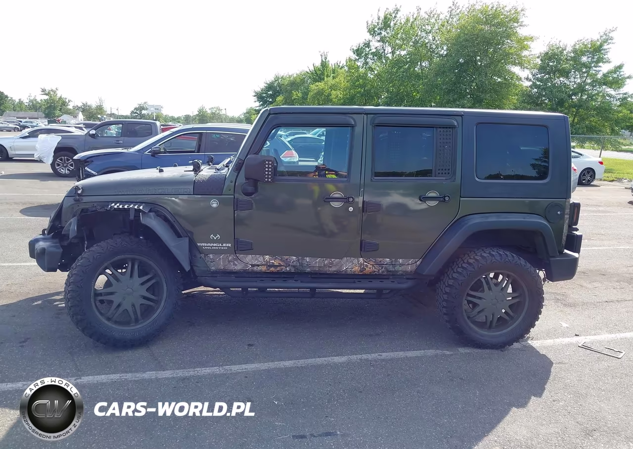 2007 Jeep Wrangler Unlimited X VIN:1J4GA39157L222769 - 14