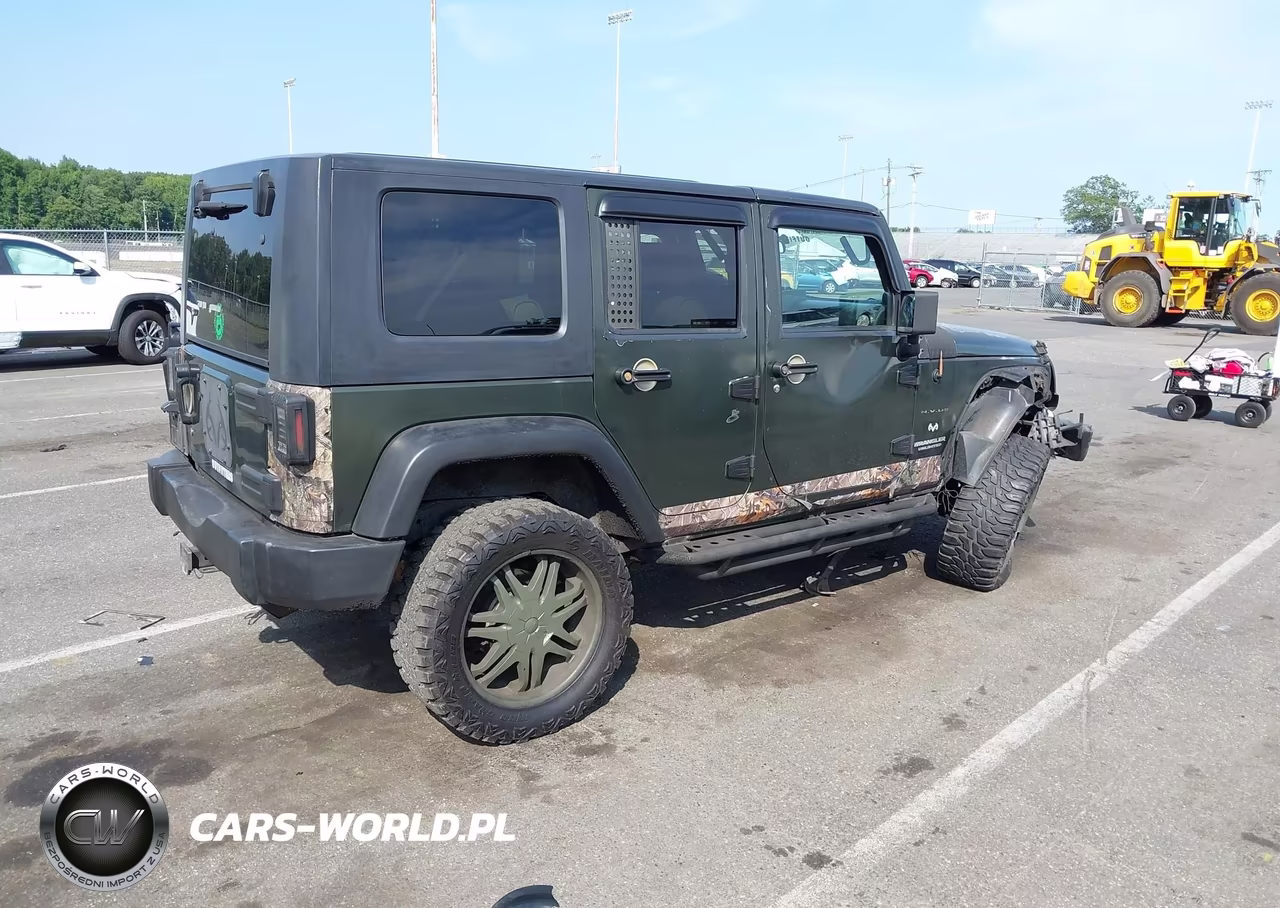 2007 Jeep Wrangler Unlimited X VIN:1J4GA39157L222769 - 4