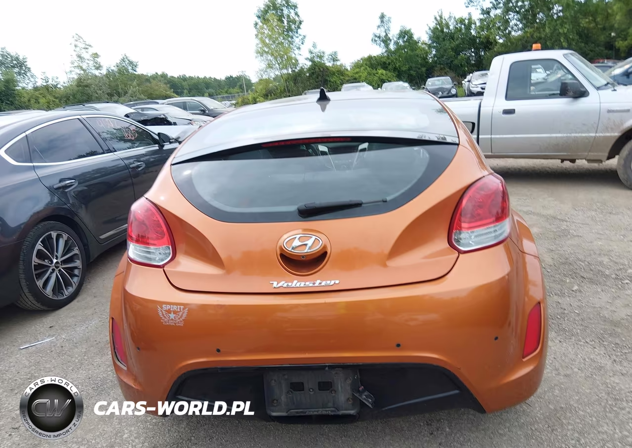 2012 Hyundai Veloster Base W-Black VIN:KMHTC6AD5CU031701 - 17