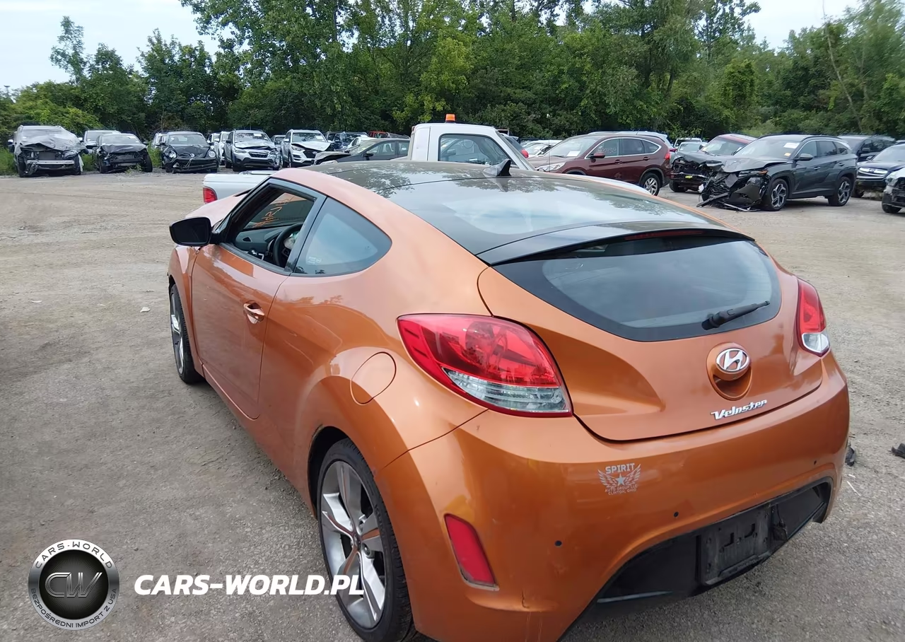 2012 Hyundai Veloster Base W-Black VIN:KMHTC6AD5CU031701 - 3