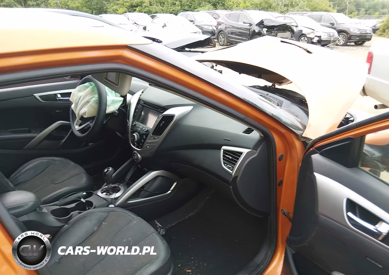 2012 Hyundai Veloster Base W-Black VIN:KMHTC6AD5CU031701 - 5
