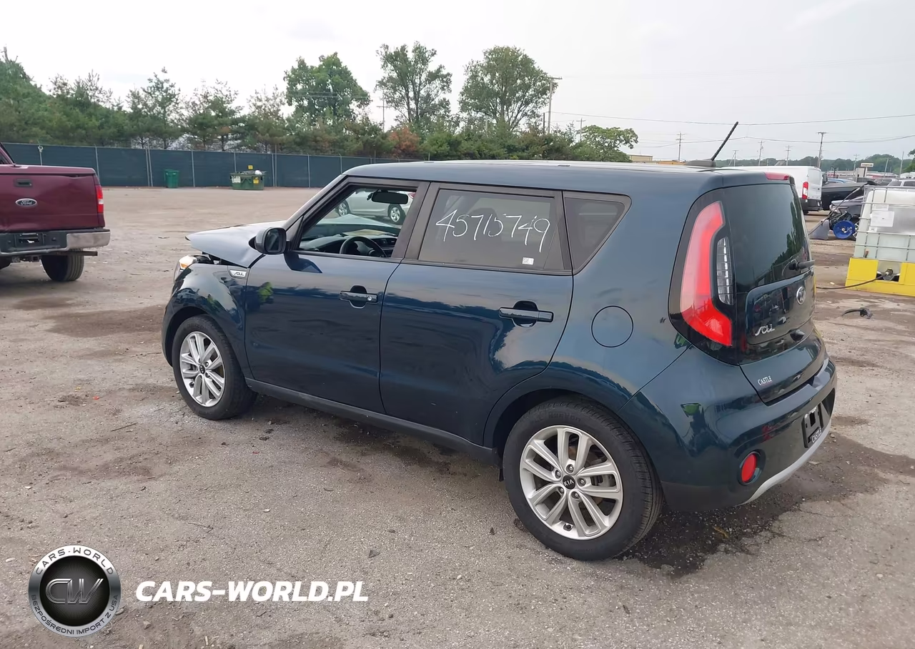 2018 Kia Soul + VIN:KNDJP3A51J7543748 - 3