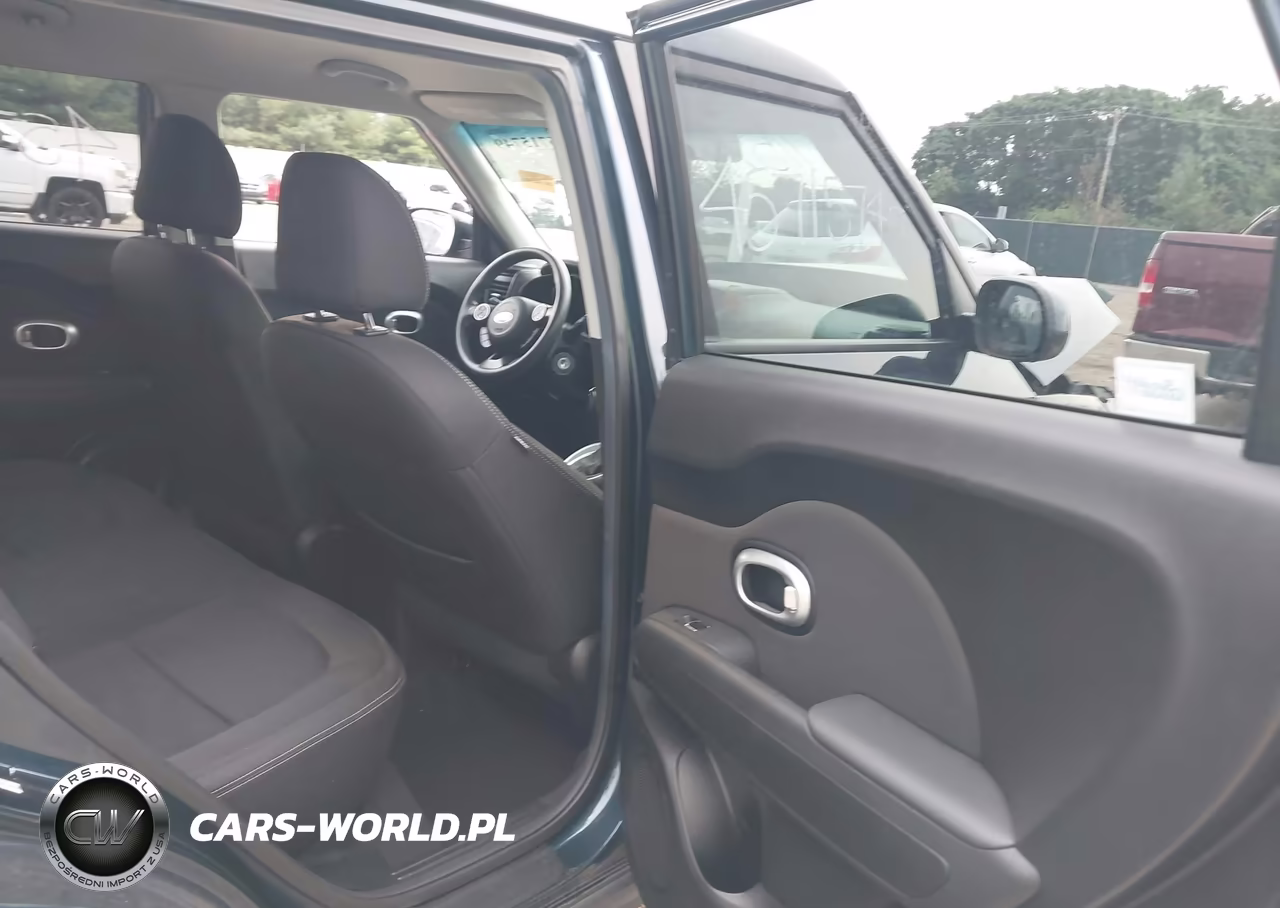 2018 Kia Soul + VIN:KNDJP3A51J7543748 - 8