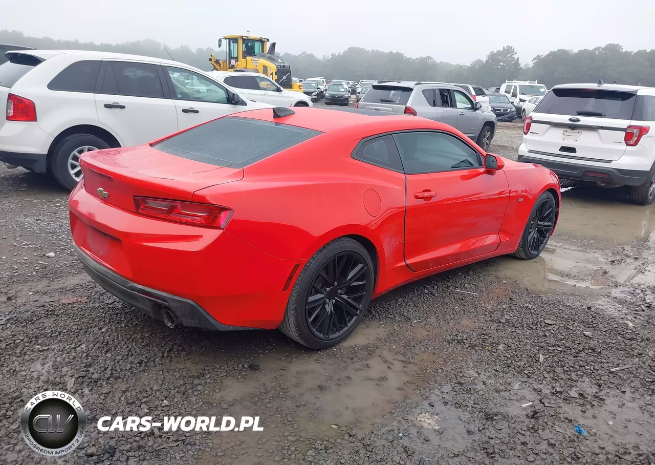 2017 Chevrolet Camaro 1Lt VIN:1G1FB1RX8H0182223 - 4