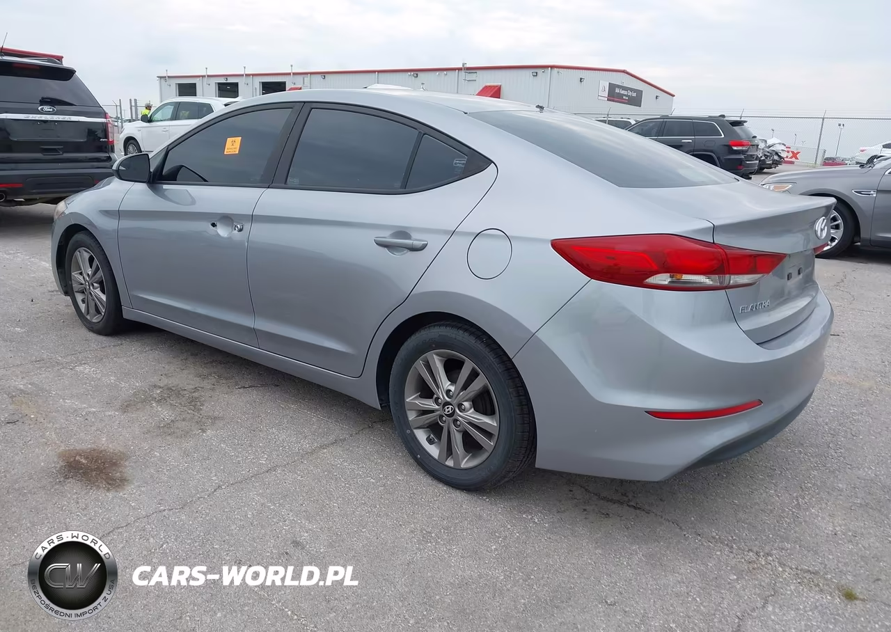2017 Hyundai Elantra Se VIN:5NPD84LF9HH190073 - 3