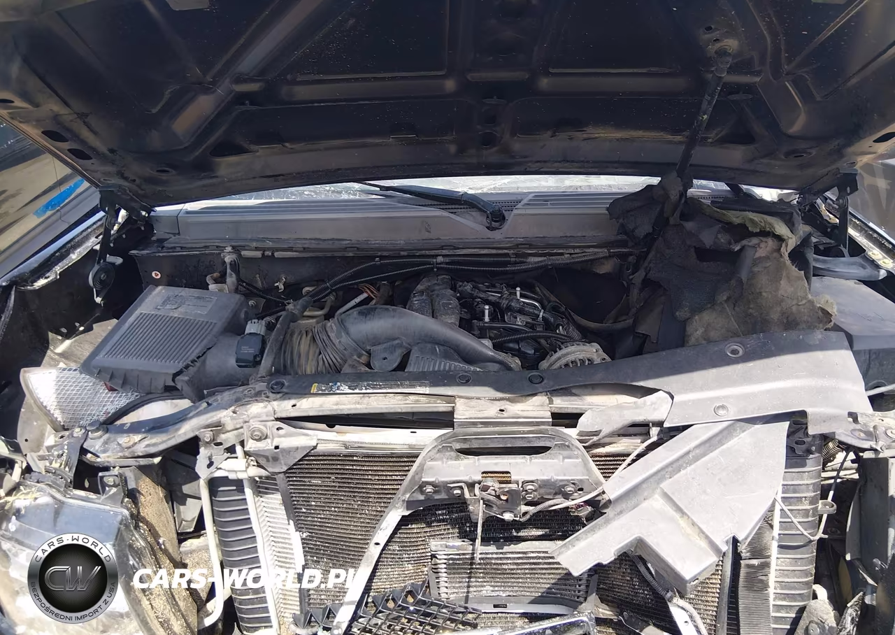2010 Chevrolet Tahoe Lt VIN:1GNUCBE07AR280999 - 10