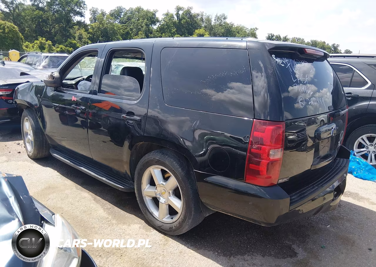 2010 Chevrolet Tahoe Lt VIN:1GNUCBE07AR280999 - 3