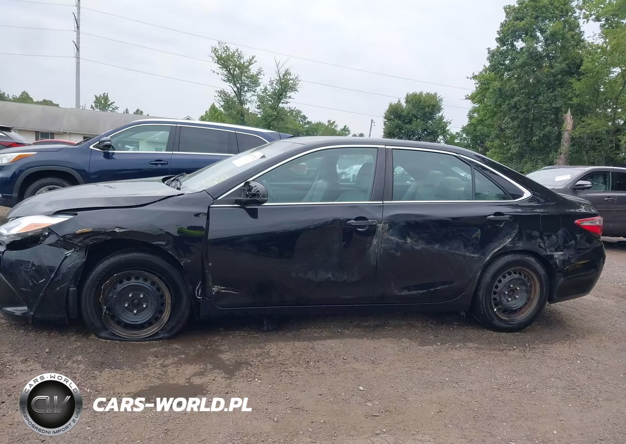 2017 Toyota Camry Le VIN:4T1BF1FK5HU378949 - 14