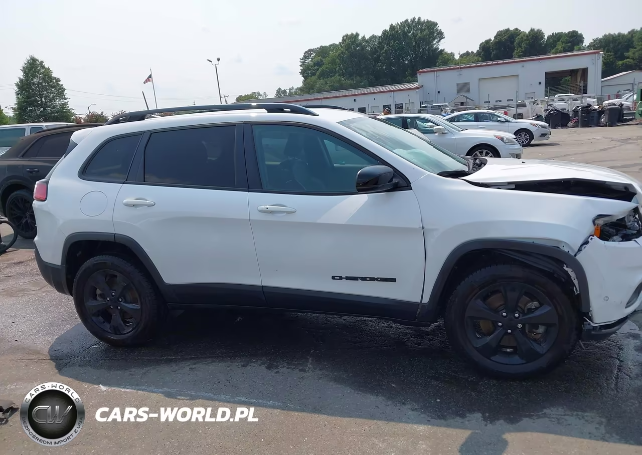 2023 Jeep Cherokee Altitude Lux 4X4 VIN:1C4PJMMB5PD103626 - 13