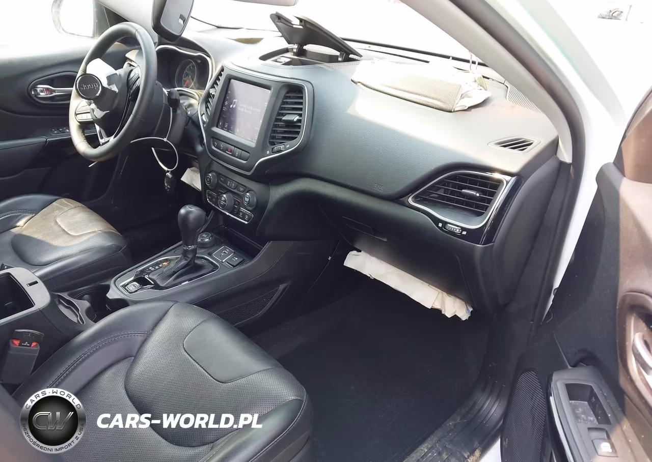 2023 Jeep Cherokee Altitude Lux 4X4 VIN:1C4PJMMB5PD103626 - 5