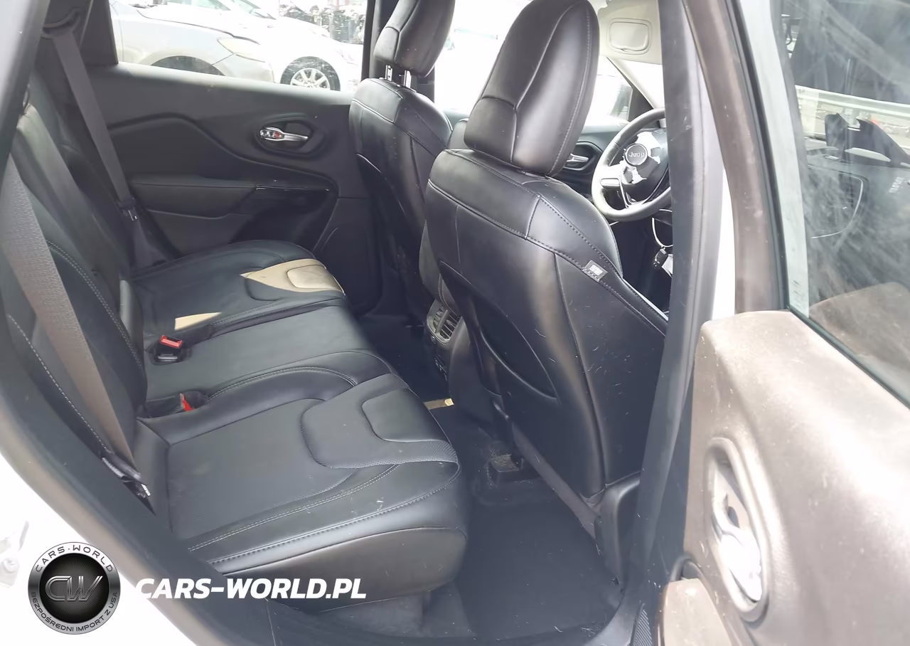 2023 Jeep Cherokee Altitude Lux 4X4 VIN:1C4PJMMB5PD103626 - 8