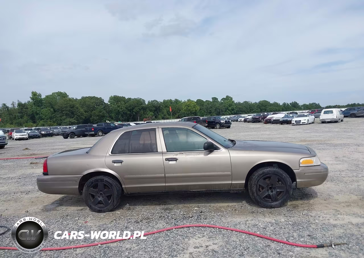 2003 Ford Crown Victoria Police VIN:2FAFP71W73X205327 - 13