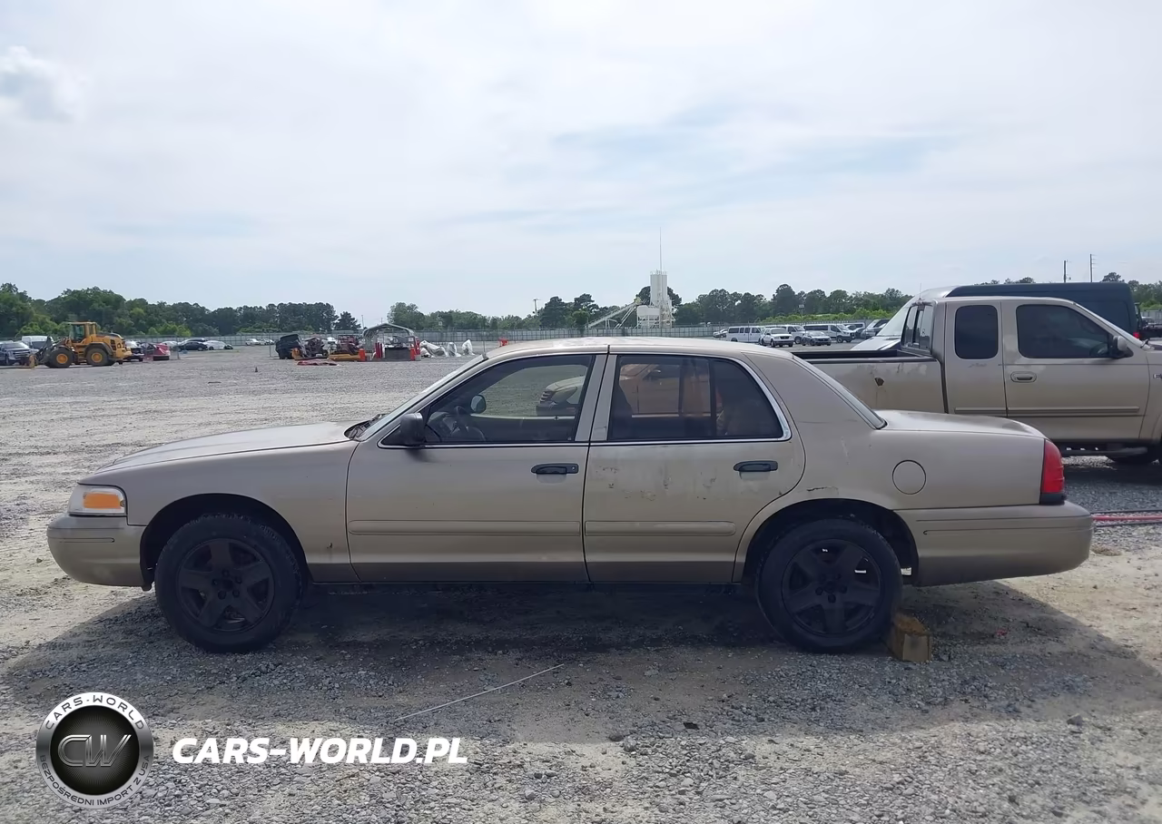 2003 Ford Crown Victoria Police VIN:2FAFP71W73X205327 - 14