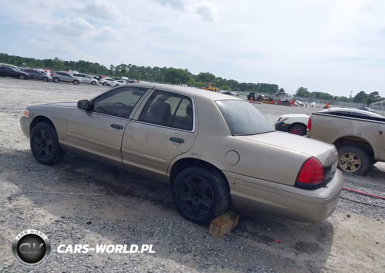 2003 Ford Crown Victoria Police VIN:2FAFP71W73X205327 - 3