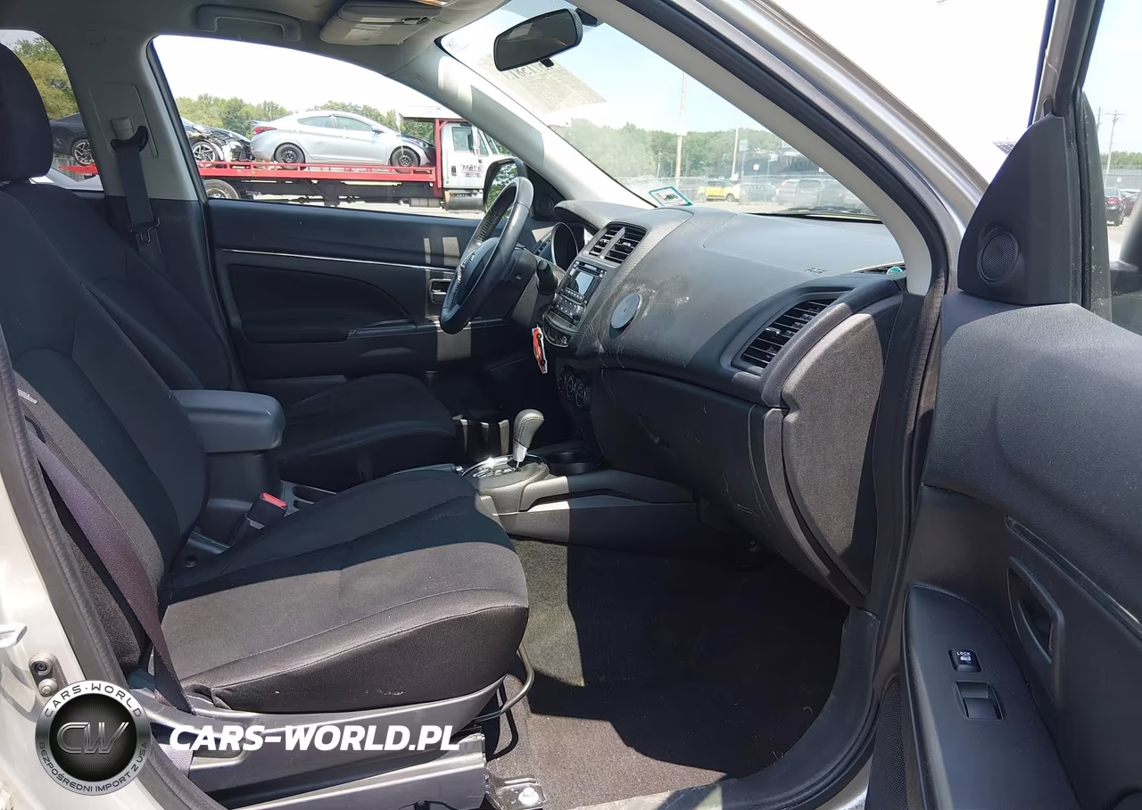 2015 Mitsubishi Outlander Sport Es VIN:4A4AP3AUXFE023602 - 5