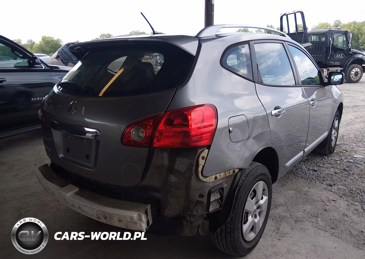 2015 Nissan Rogue Select S VIN:JN8AS5MT5FW154584 - 4