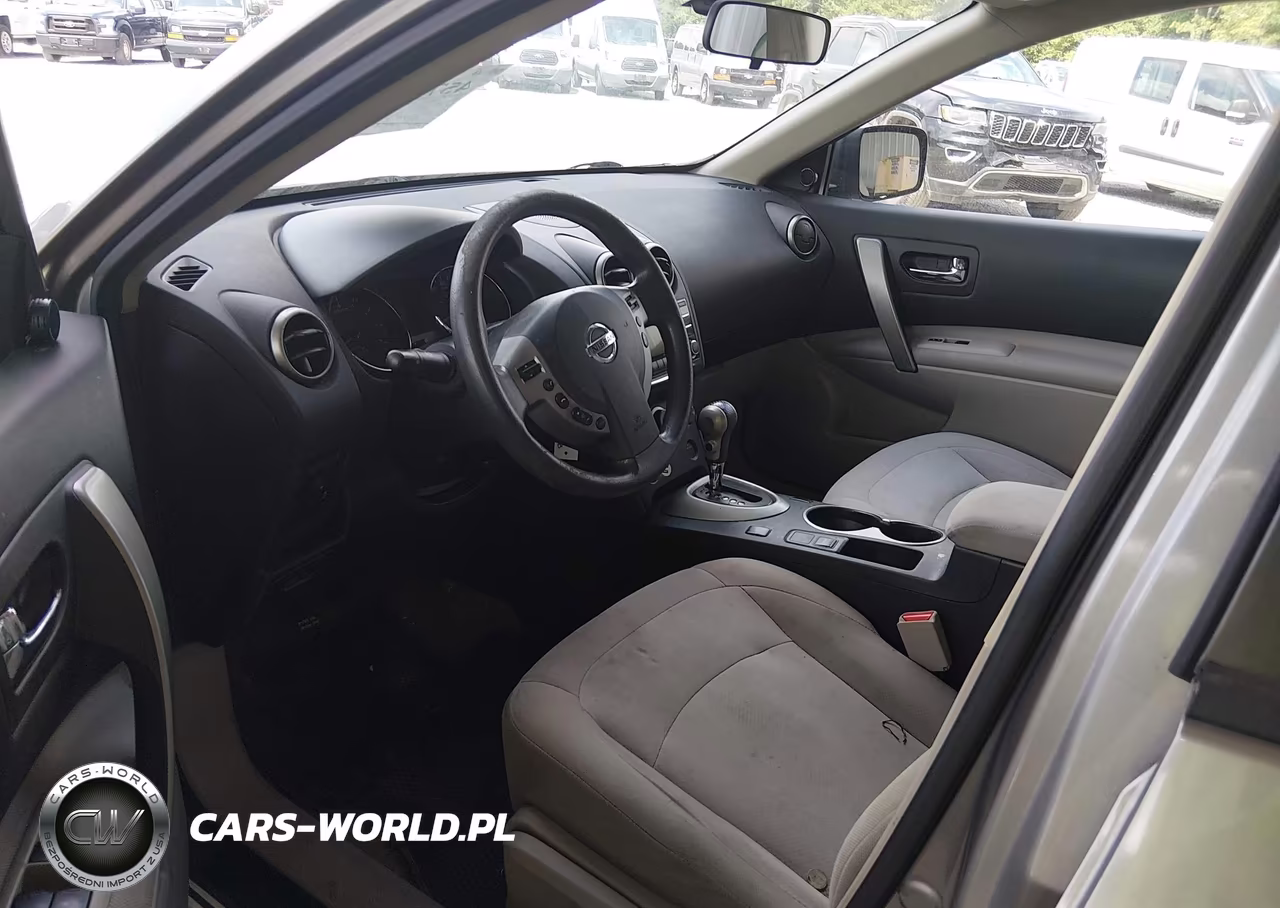 2015 Nissan Rogue Select S VIN:JN8AS5MT5FW154584 - 5
