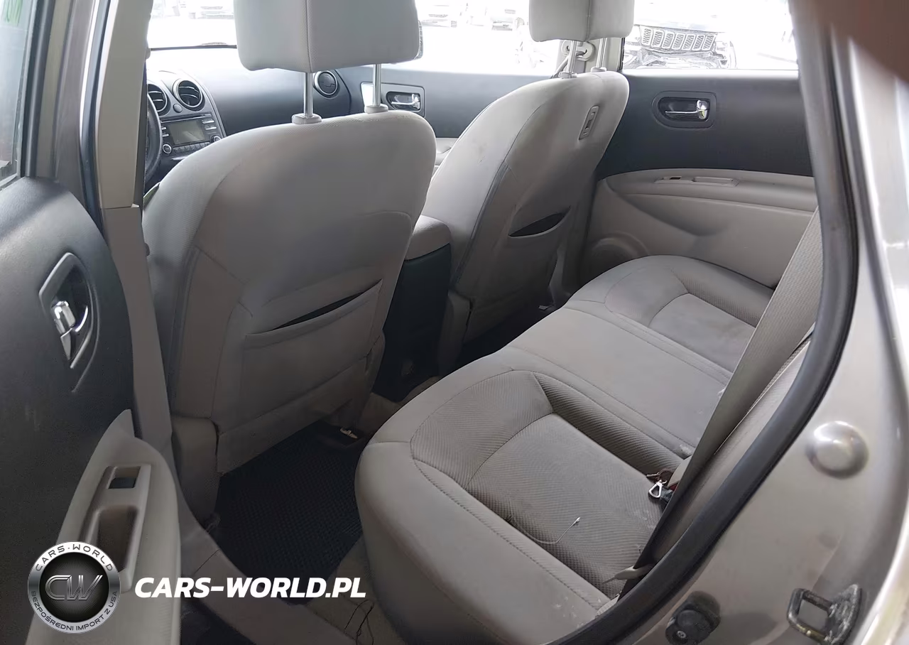 2015 Nissan Rogue Select S VIN:JN8AS5MT5FW154584 - 8