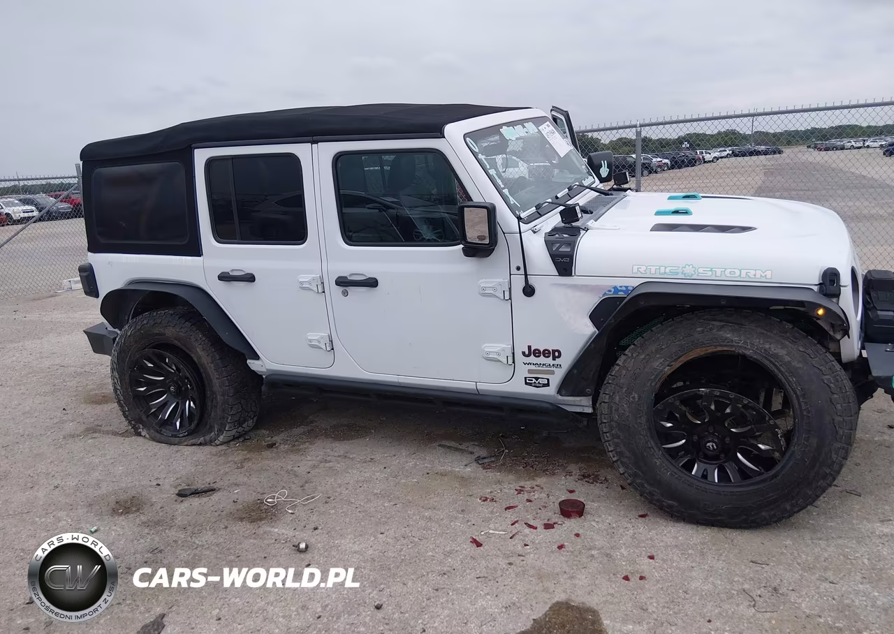 2018 Jeep Wrangler Unlimited Rubicon 4X4 VIN:1C4HJXFG9JW212729 - 6