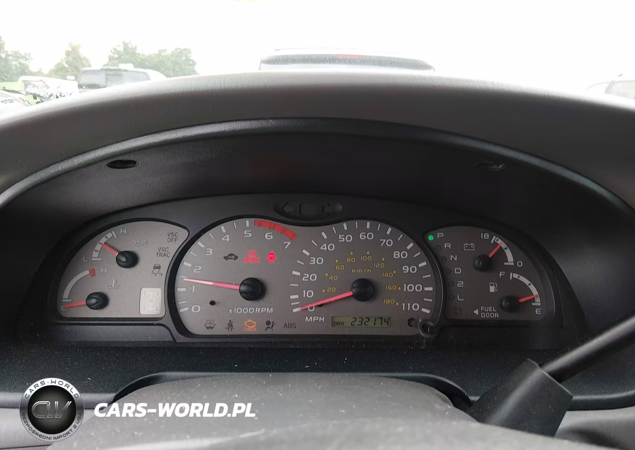 2002 Toyota Sequoia Limited V8 VIN:5TDBT48AX2S117721 - 7