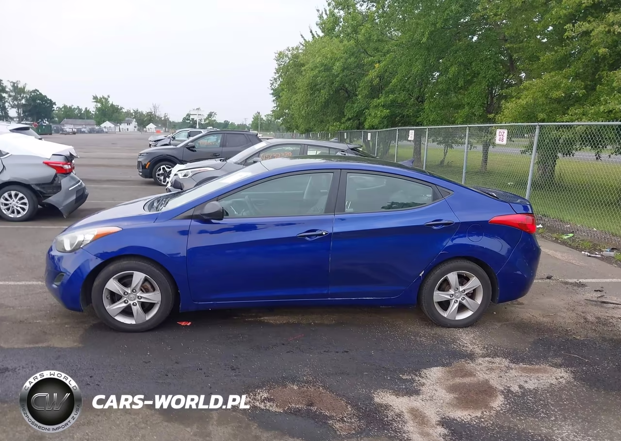 2011 Hyundai Elantra Gls VIN:5NPDH4AE5BH040270 - 14