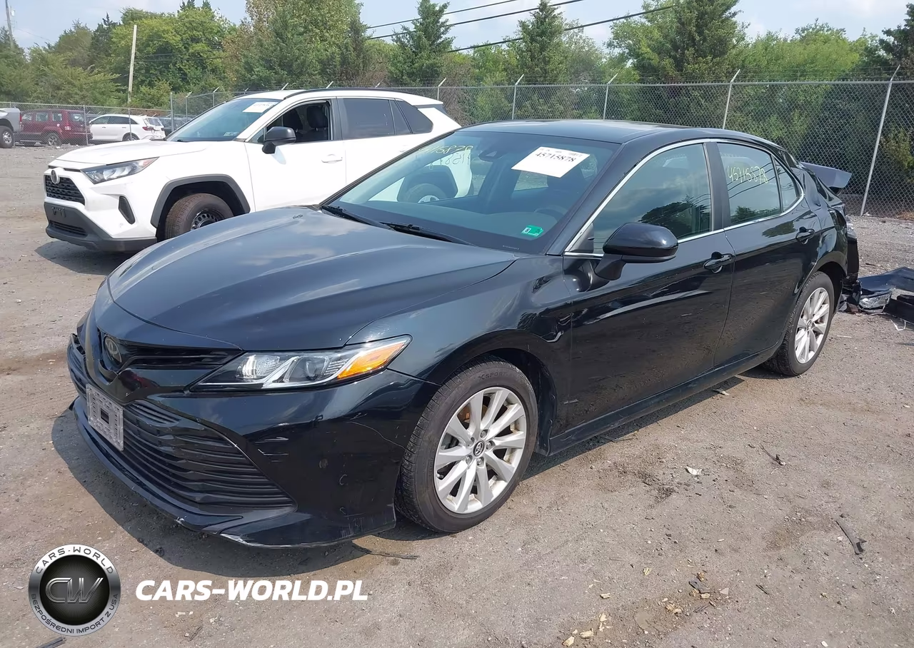 2019 Toyota Camry Le VIN:4T1B11HK6KU219215 - 2