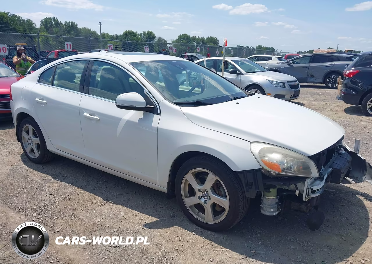 2013 Volvo S60 T5-T5 Platinum-T5 Premier-T5 Premier Plus