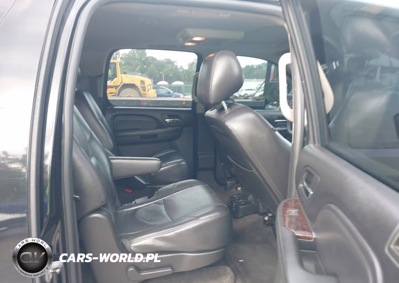 2010 GMC Yukon Xl 1500 Denali VIN:1GKUKMEF0AR117191 - 8